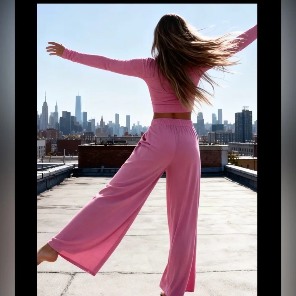 Pink set Women's crop top and Wide-Leg Pants - Picture 4 of 7